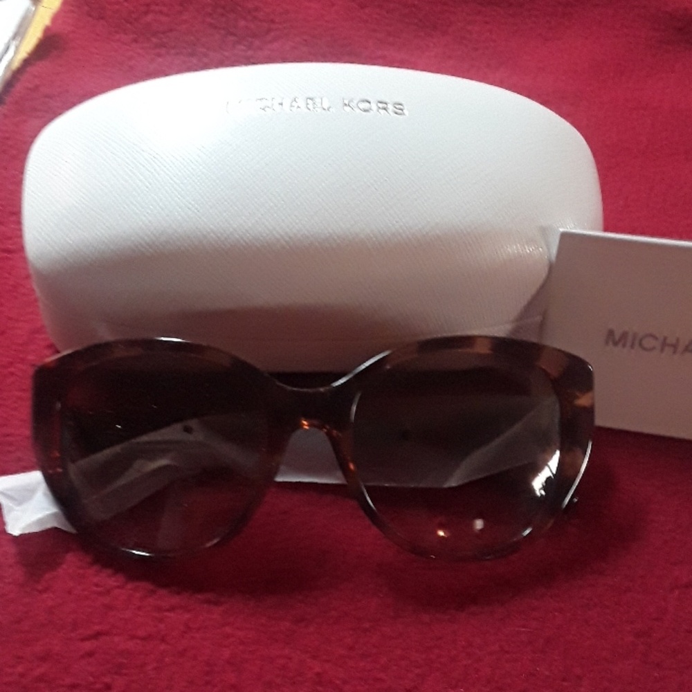 Sunglass